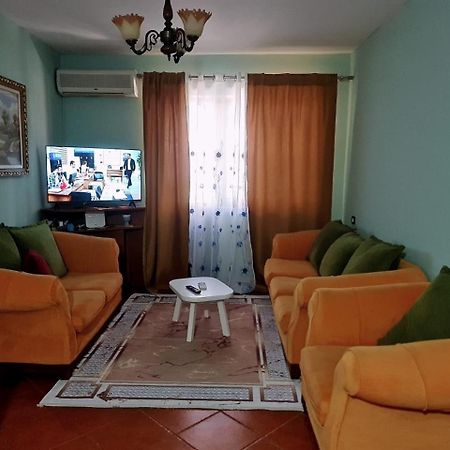 Calmly, Spacious Apartment Next To Usa Embassy ติรานา ภายนอก รูปภาพ