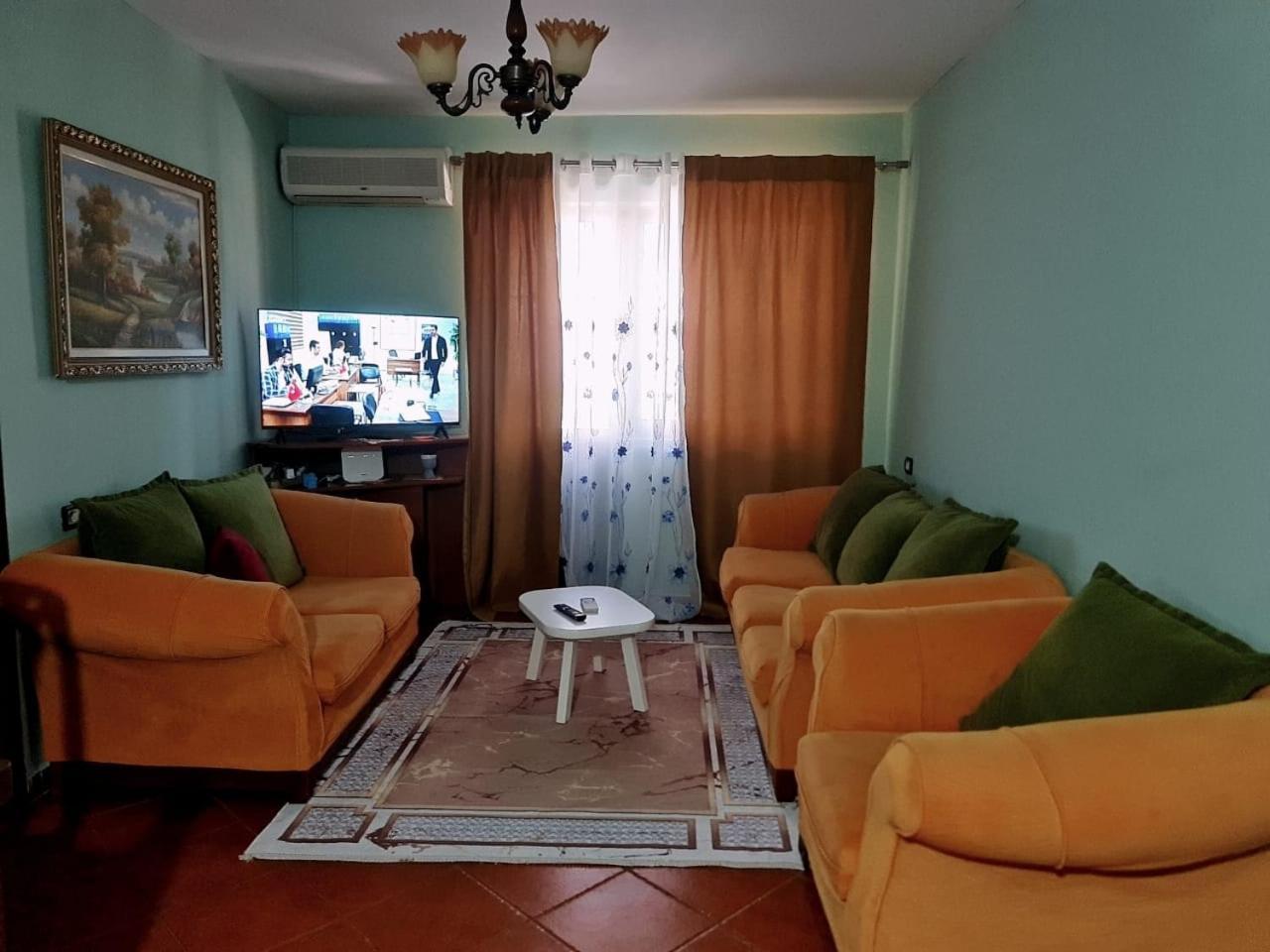 Calmly, Spacious Apartment Next To Usa Embassy ติรานา ภายนอก รูปภาพ