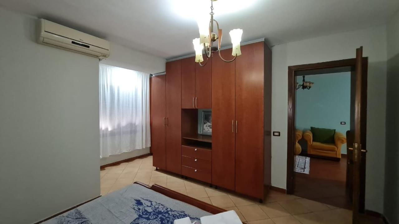 Calmly, Spacious Apartment Next To Usa Embassy ติรานา ภายนอก รูปภาพ