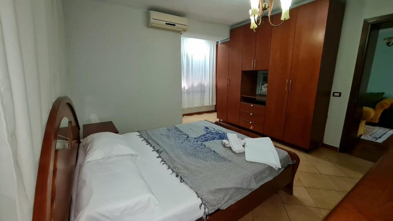 Calmly, Spacious Apartment Next To Usa Embassy ติรานา ภายนอก รูปภาพ